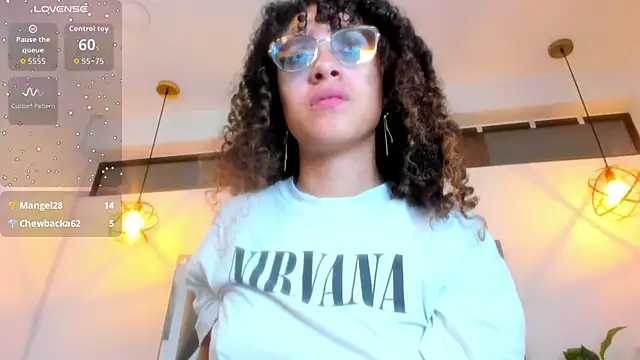 Hanna_Cornee_'s Live XXX Chat