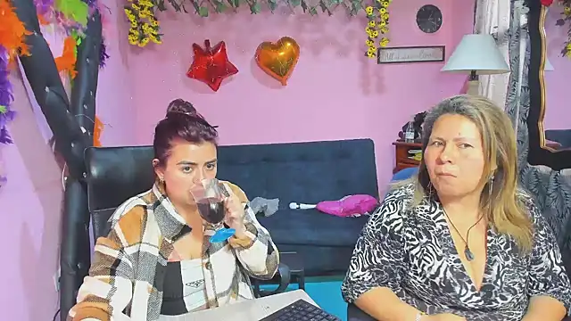 Czat XXX na żywo – lesbiancuple