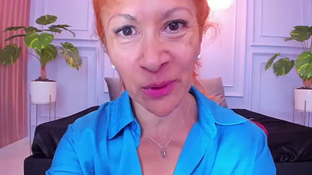 cintiagreyx Chat XXX in diretta