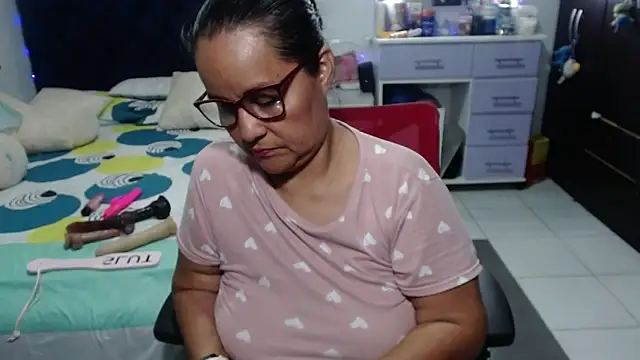 Sembang XXX Secara Langsung pervert_mommy_