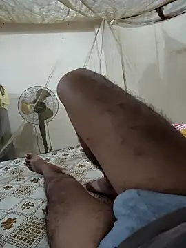 PIG_FUCKER_DADDY webcam show