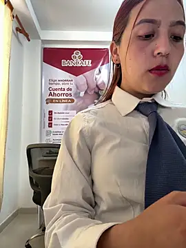 Emily-7_ Chat XXX live