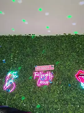 Czat XXX na żywo – RenaThickAss