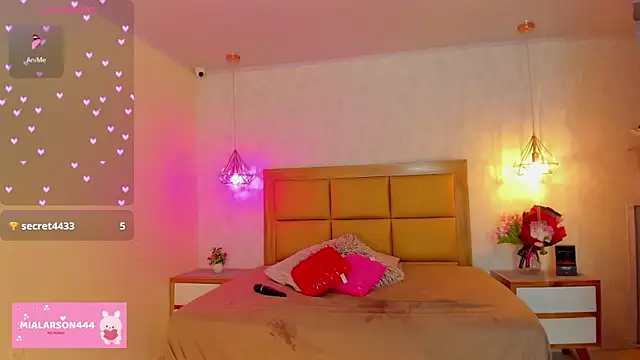 LARSONMIA 现场XXX聊天