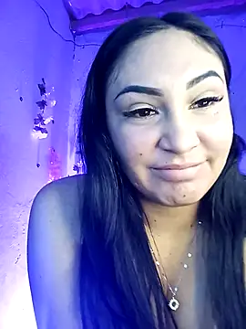 Emy_cutee élő XXX-chatje