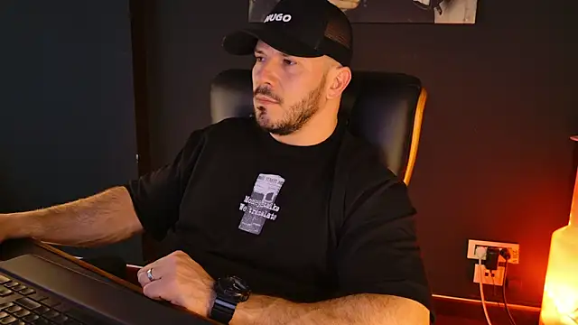 AngeloEric Pertunjukan Webcam