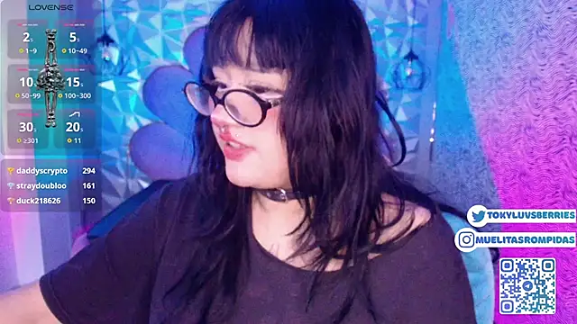 Czat XXX na żywo – toky_doll