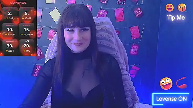 Czat XXX na żywo – Violla_My