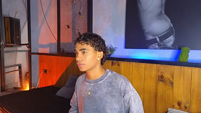 Czat XXX na żywo – AlanCutee