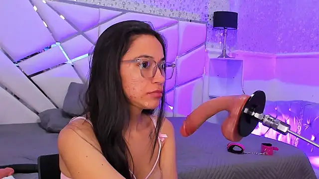 GabbieSkinny Adlı Modelin Canlı XXX Sohbeti