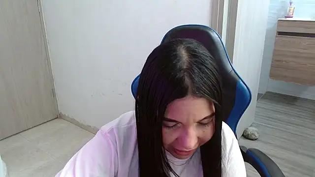 Czat XXX na żywo – AliceSmity_