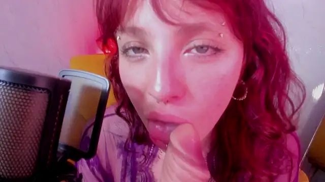 Velvet_Dreamss Adlı Modelin Canlı XXX Sohbeti