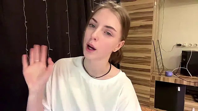 Pokazy przed kamerką – PollyDream