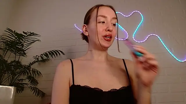 WhitePrincessLuna live XXX chat