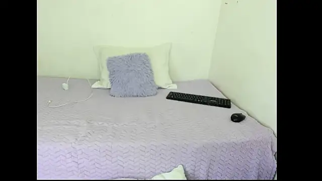 violetaebony Show in webcam