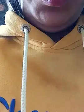 Chat +18 de charlottte_wh ao vivo