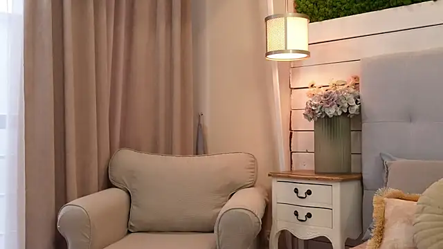 IsabellaMysty élő XXX-chatje