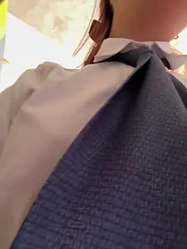 Emily-7_ Obrolan Langsung XXX