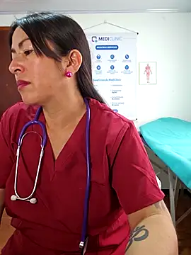 Chat XXX en directo de JustSamantha_