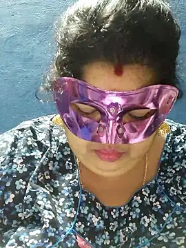 tamilthanushri live XXX chat