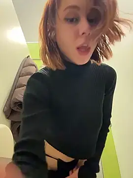 RosieSecret's Live XXX Chat