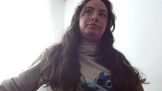 ElaMurray02 即時 XXX 聊天