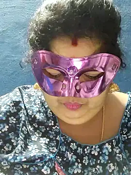 tamilthanushri Webcamshow