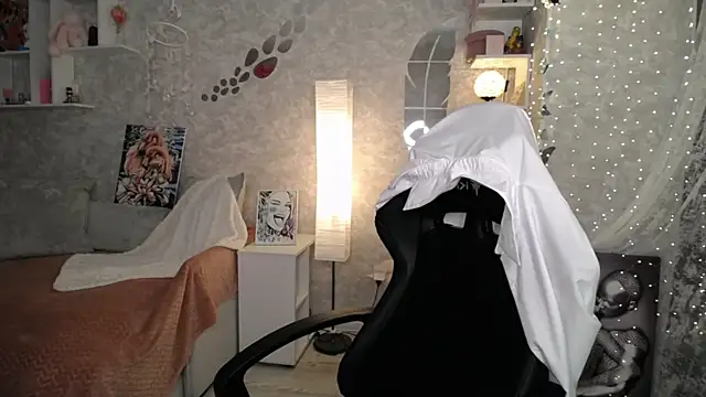 NickyAdamidi লাইভ XXX চ্যাট