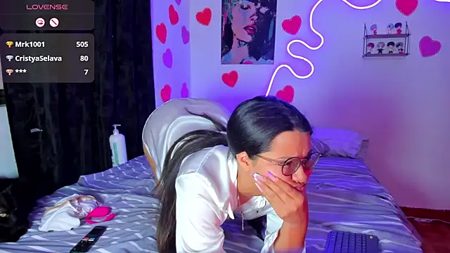 Dilan_and_Mia élő XXX-chatje