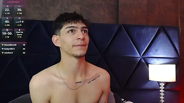 Show Webcam de Logan_Woods