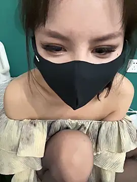 Carlin-yiyi 网络视讯表演