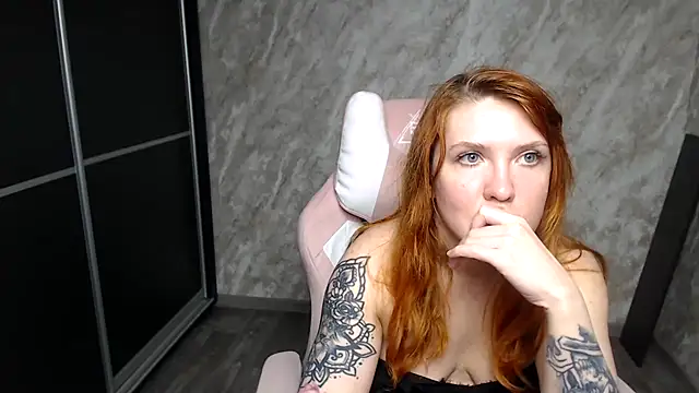 Chat +18 de Reginasmilee ao vivo