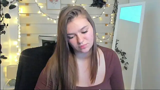 Josephine_Kiss 即時 XXX 聊天