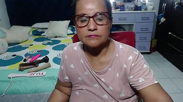 Živý XXX chat pervert_mommy_