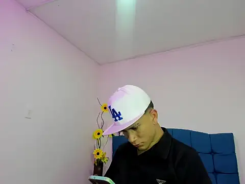 Ailanys_Miller のウェブカメラショー