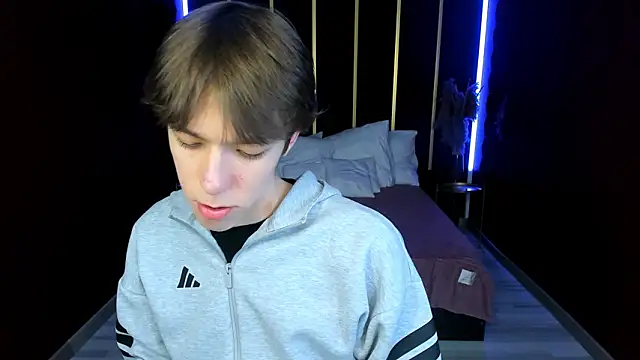 MarkBranston: απευθείας συνομιλία ΧΧΧ