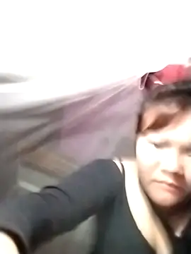 m-mbae élő XXX-chatje