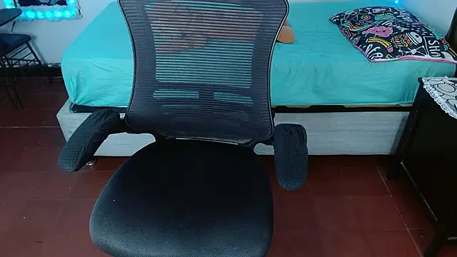 Skinny__hott Live XXX-chat