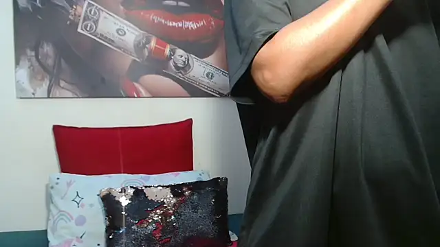 Moreish-06n Live XXX chat