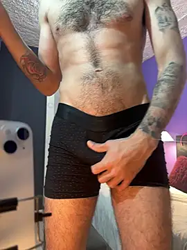 Karim_mansur Adlı Modelin Canlı XXX Sohbeti