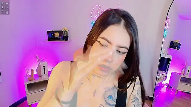 Chat XXX ao vivo de Alice_Vixen