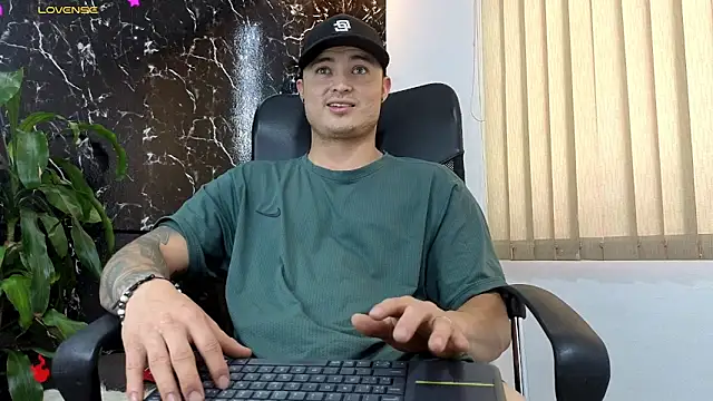 Alexander_ferre Webcam Show