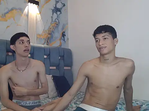 GOLD_BOYS Chat XXX live