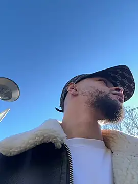 Lionayowe's Webcam Show