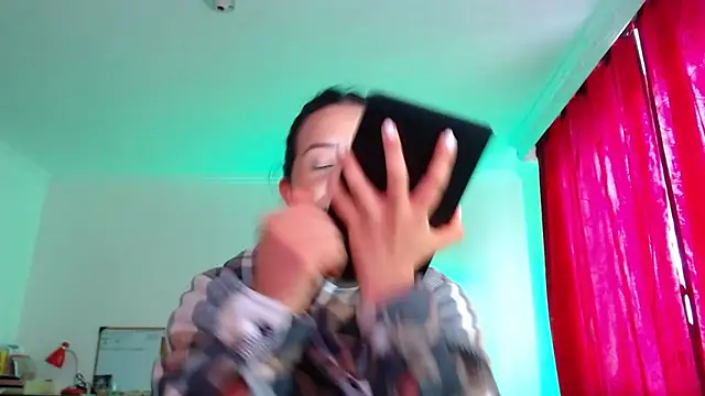 VALERY_MEER: онлайн-секс-чат