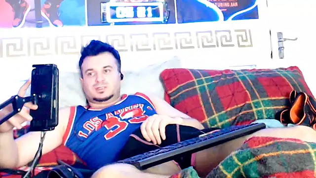 FuckToyBoy69: онлайн-секс-чат