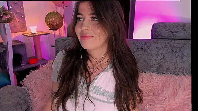 Sara_kitty12's Live XXX Chat