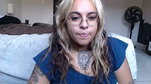 lolafairytail's Live XXX Chat