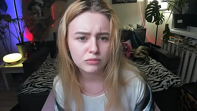 Alexa_Pirs Obrolan Langsung XXX