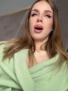 alexa-white Webcam show